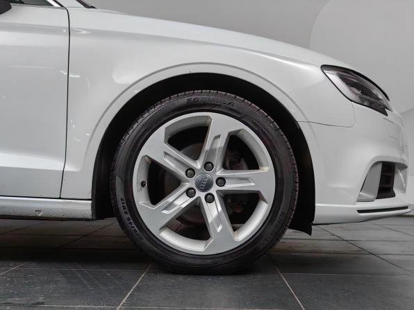 Audi A3 III (8V) Рестайлинг с пробегом 2017 года, цена 1 855 000 рублей, 88684 км, седан, Автокод Объявления