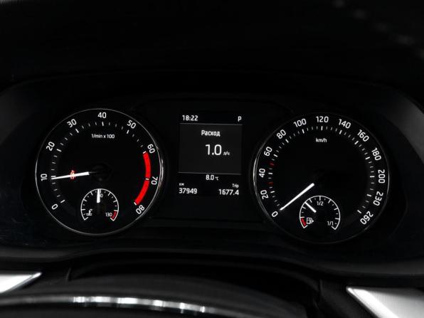 Skoda Octavia IV (A8) с пробегом 2021 года, цена 2 749 000 рублей, 37949 км, лифтбек, Автокод Объявления