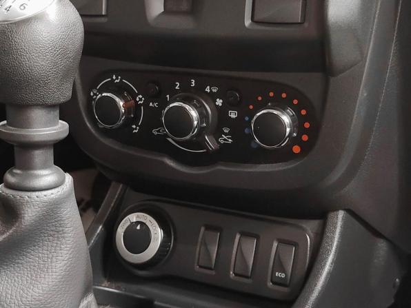 Renault Duster I Рестайлинг с пробегом 2018 года, цена 1 338 700 рублей, 111702 км, внедорожник, Автокод Объявления