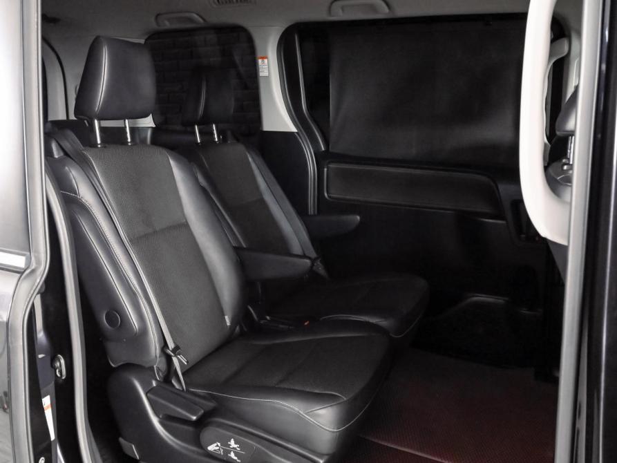 Toyota Esquire I Екатеринбург  - изображение 19