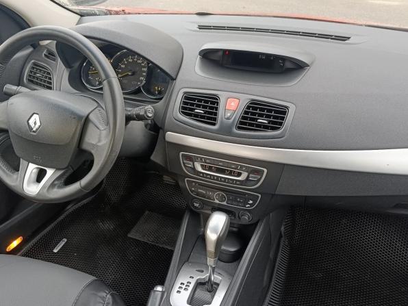 Renault Megane III с пробегом 2010 года, цена 549 000 рублей, 248000 км, хэтчбек, Автокод Объявления