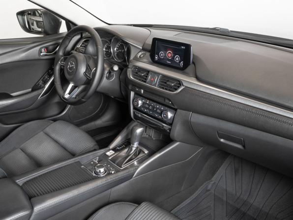 Mazda 6 III (GJ) Рестайлинг с пробегом 2018 года, цена 2 110 500 рублей, 102909 км, седан, Автокод Объявления
