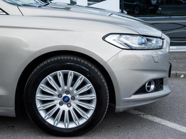 Ford Mondeo V с пробегом 2015 года, цена 1 415 000 рублей, 192024 км, седан, Автокод Объявления