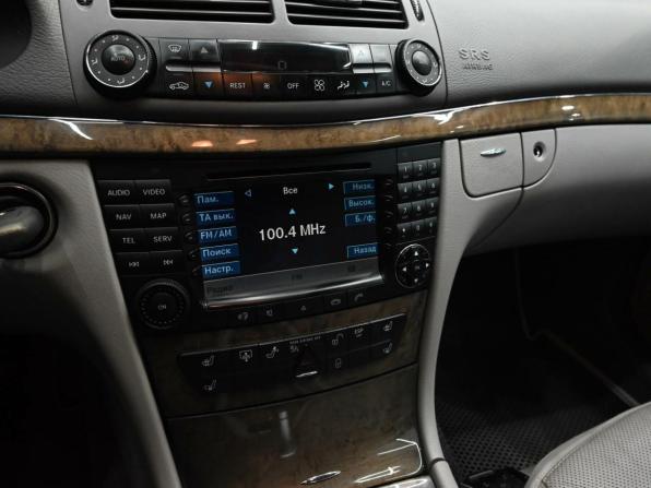 Mercedes-Benz E-Класс III (W211 S211) Рестайлинг с пробегом 2006 года, цена 1 310 000 рублей, 219733 км, седан, Автокод Объявления