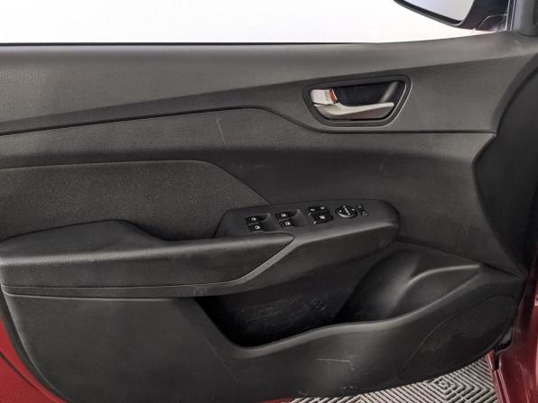 Hyundai Solaris II с пробегом 2019 года, цена 1 245 000 рублей, 163556 км, седан, Автокод Объявления