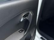 Volkswagen Polo V Рестайлинг Челябинск  - изображение 40