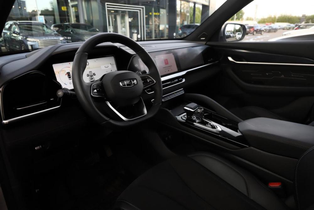 Geely Monjaro I Москва  - изображение 12