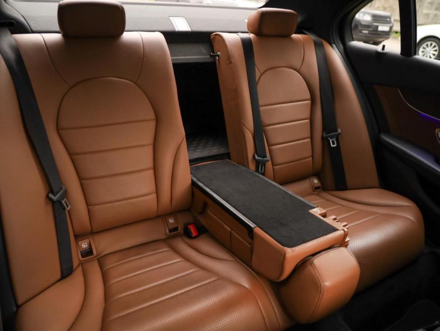 Mercedes-Benz C-Класс IV (W205) Рестайлинг Санкт-Петербург  - изображение 29