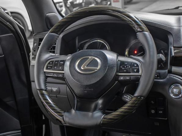 Lexus LX III Рестайлинг 2 с пробегом 2018 года, цена 9 498 000 рублей, 89500 км, внедорожник, Автокод Объявления