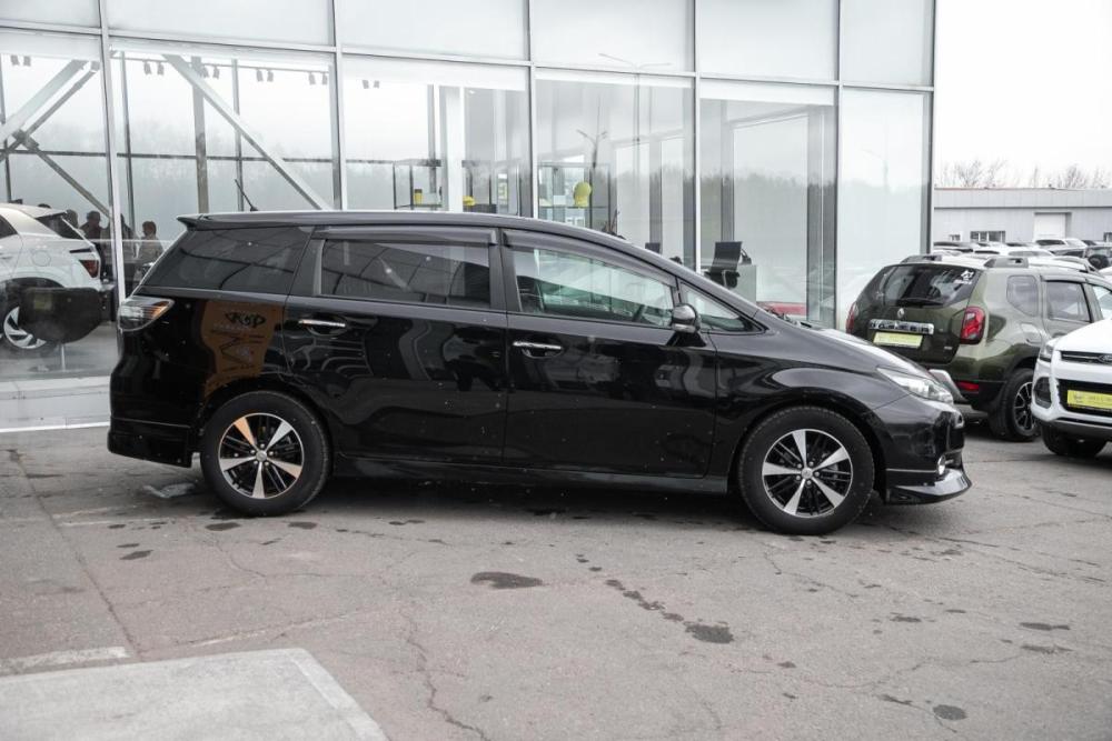 Toyota Wish II Рестайлинг Иркутск  - изображение 6