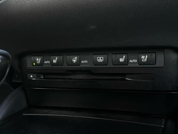 Lexus ES VII с пробегом 2019 года, цена 3 997 000 рублей, 87260 км, седан, Автокод Объявления