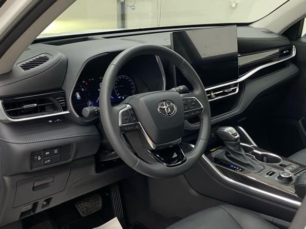 Toyota Highlander IV (XU70) с пробегом 2025 года, цена 5 499 000 рублей, 791 км, внедорожник, Автокод Объявления
