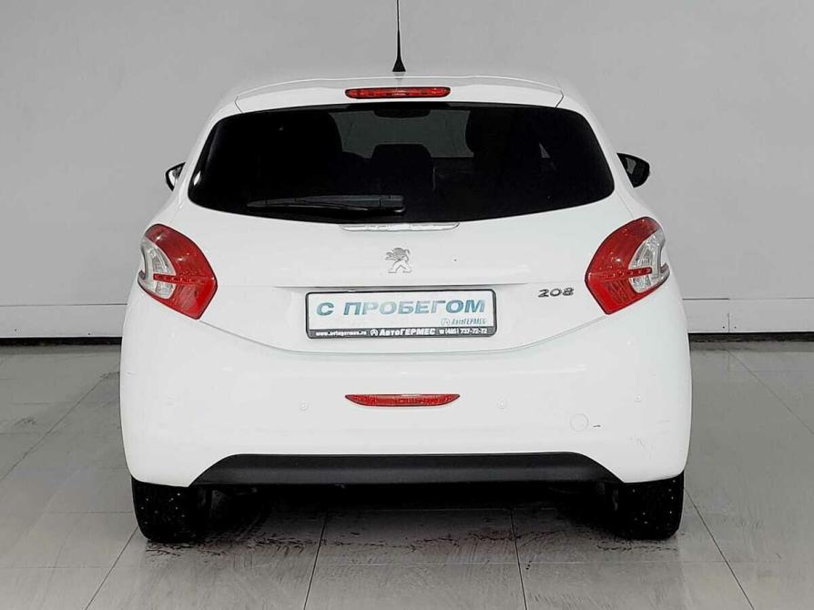Peugeot 208 I Москва  - изображение 3