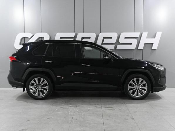 Toyota RAV4 V (XA50) с пробегом 2021 года, цена 3 199 000 рублей, 139421 км, внедорожник, Автокод Объявления