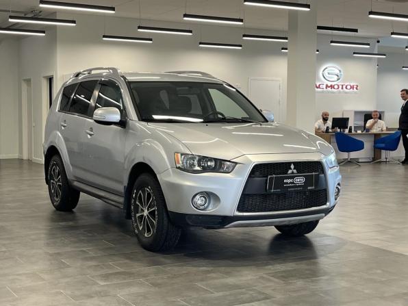 Mitsubishi Outlander II Рестайлинг с пробегом 2010 года, цена 1 218 000 рублей, 167449 км, внедорожник, Автокод Объявления