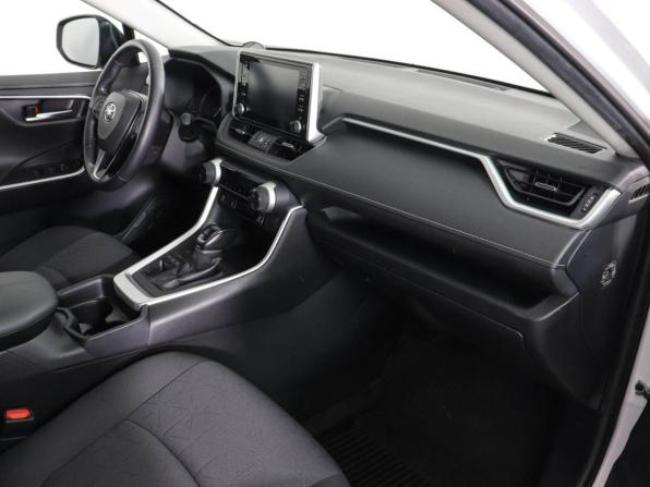 Toyota RAV4 V (XA50) с пробегом 2021 года, цена 3 349 000 рублей, 79674 км, внедорожник, Автокод Объявления