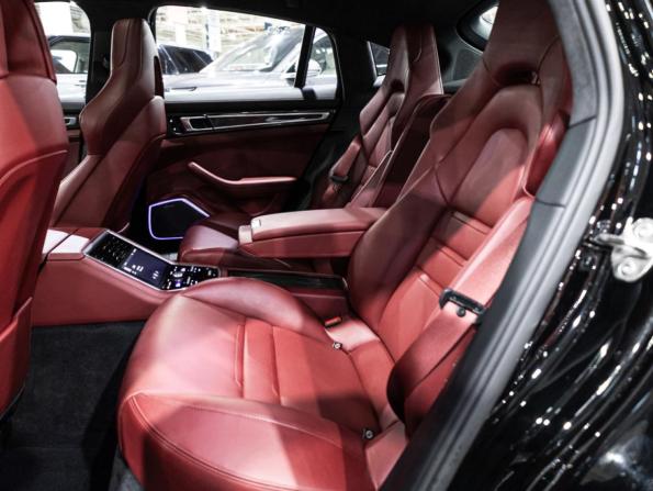 Porsche Panamera II с пробегом 2019 года, цена 9 499 900 рублей, 66011 км, лифтбек, Автокод Объявления