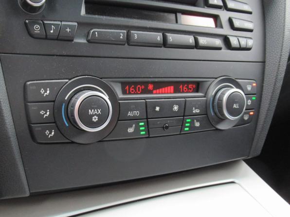 BMW 3 серии V (E90/E91/E92/E93) Рестайлинг с пробегом 2011 года, цена 940 000 рублей, 207413 км, седан, Автокод Объявления