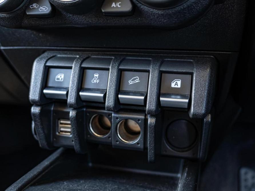 Suzuki Jimny IV Краснодар  - изображение 14