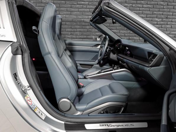 Porsche 911 VIII (992) с пробегом 2021 года, цена 19 500 000 рублей, 5405 км, тарга, Автокод Объявления