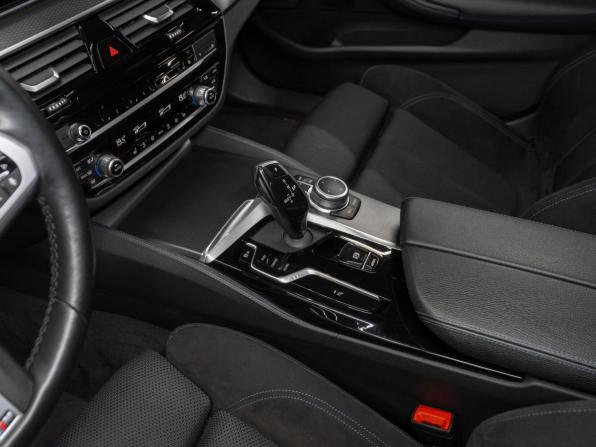 BMW 5 серии VII (G30/G31/G38) Рестайлинг с пробегом 2020 года, цена 4 940 000 рублей, 40357 км, седан, Автокод Объявления