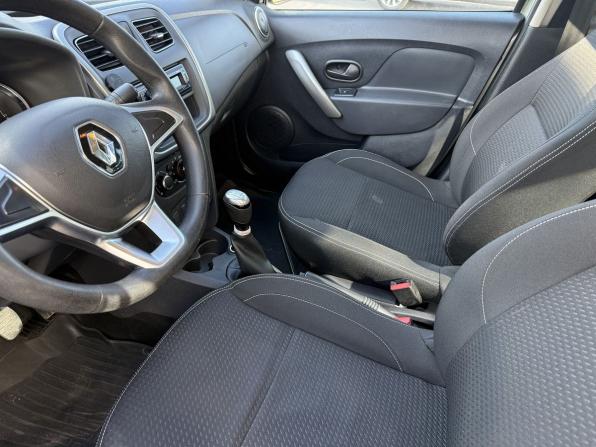 Renault Logan II Рестайлинг с пробегом 2022 года, цена 850 000 рублей, 184025 км, седан, Автокод Объявления