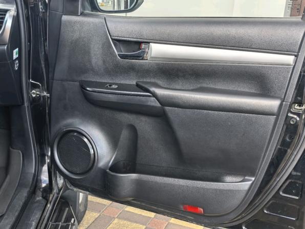 Toyota Hilux VIII с пробегом 2015 года, цена 2 879 000 рублей, 206000 км, offers.body_type.unknown, Автокод Объявления