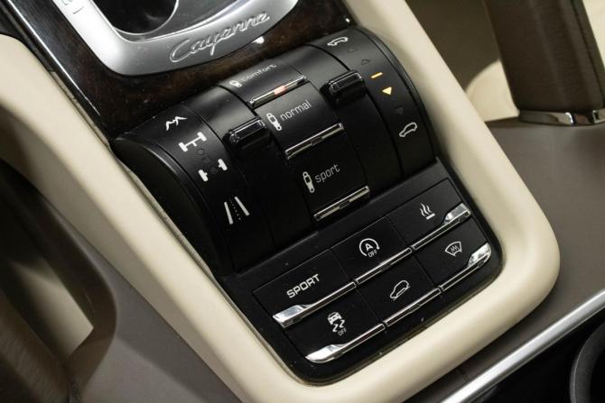 Porsche Cayenne II (958) с пробегом 2012 года, цена 2 950 000 рублей, 125440 км, внедорожник, Автокод Объявления