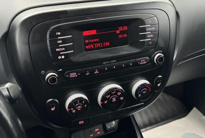 Kia Soul II с пробегом 2015 года, цена 1 350 000 рублей, 132076 км, хэтчбек, Автокод Объявления
