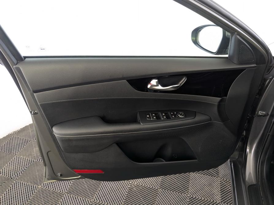 Kia Cerato IV Москва  - изображение 19