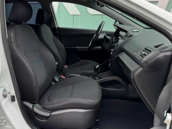 Kia Rio III Рестайлинг с пробегом 2016 года, цена 1 199 000 рублей, 70523 км, хэтчбек, Автокод Объявления