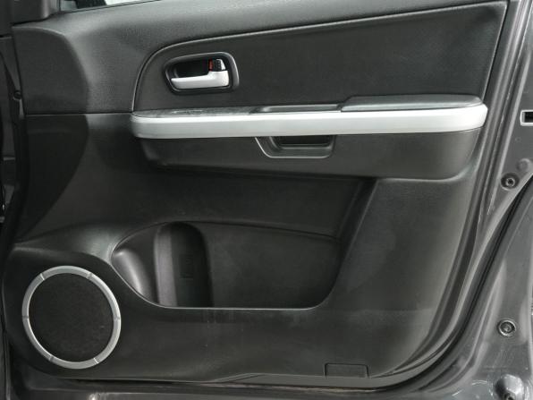 Suzuki Grand Vitara II Рестайлинг с пробегом 2010 года, цена 1 035 000 рублей, 175000 км, внедорожник, Автокод Объявления