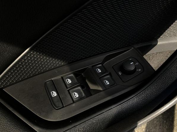 Skoda Octavia IV (A8) с пробегом 2021 года, цена 2 490 000 рублей, 72926 км, лифтбек, Автокод Объявления
