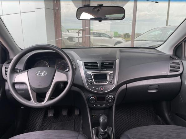 Hyundai Solaris I Рестайлинг с пробегом 2016 года, цена 955 000 рублей, 149260 км, седан, Автокод Объявления