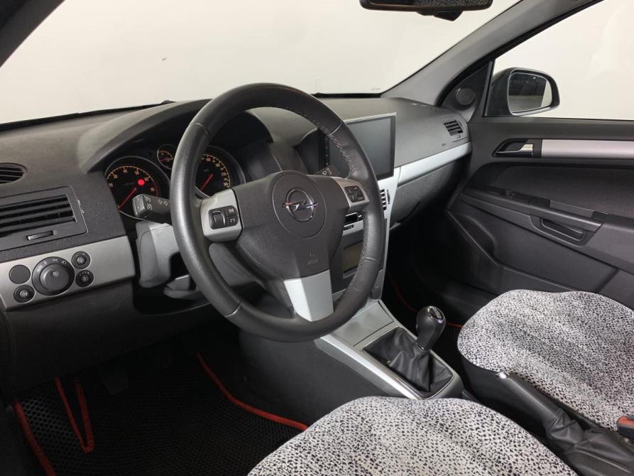 Opel Astra H Рестайлинг Москва  - изображение 11