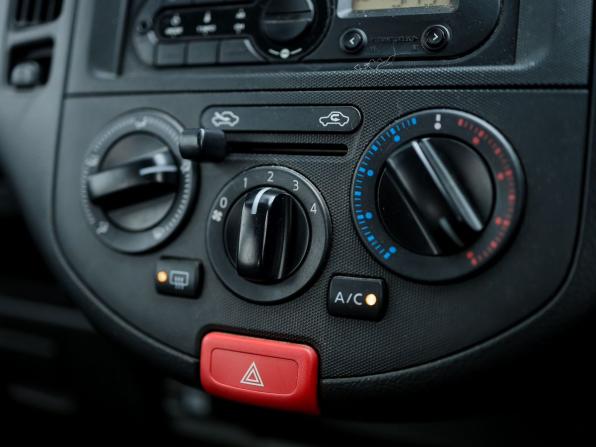 Nissan AD III Рестайлинг с пробегом 2020 года, цена 1 069 000 рублей, 116950 км, универсал, Автокод Объявления