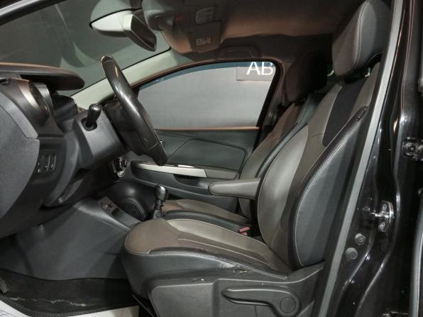 Renault Kaptur I с пробегом 2017 года, цена 1 550 000 рублей, 122368 км, внедорожник, Автокод Объявления