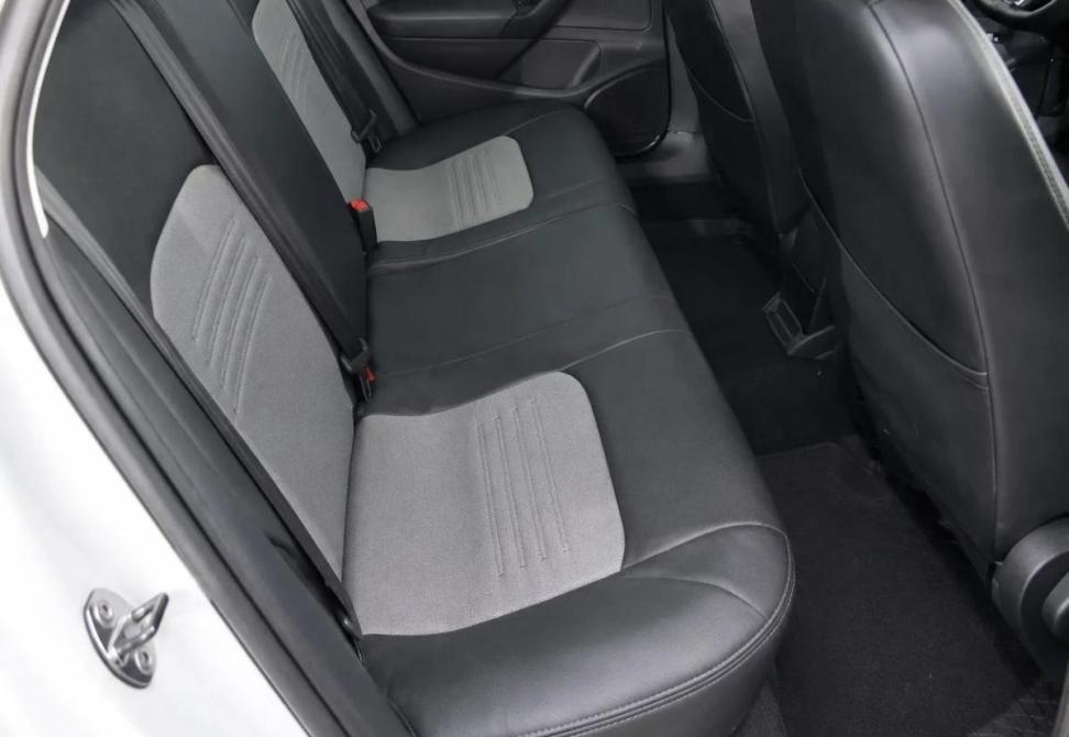 Volkswagen Polo V Рестайлинг Астрахань  - изображение 12