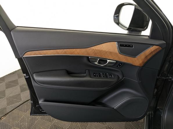 Volvo XC90 II Рестайлинг 1 с пробегом 2021 года, цена 5 250 000 рублей, 86330 км, внедорожник, Автокод Объявления