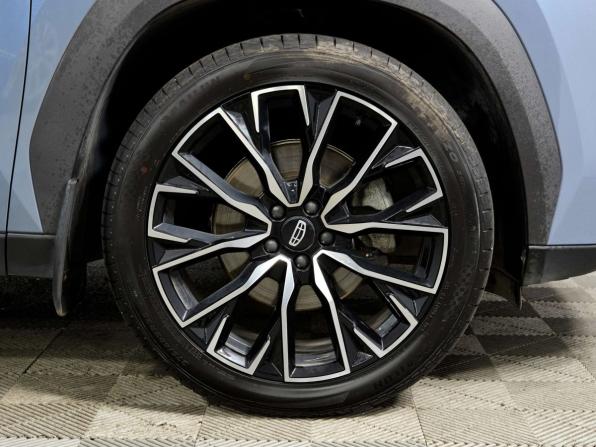 Geely Atlas II с пробегом 2024 года, цена 2 998 000 рублей, 42758 км, внедорожник, Автокод Объявления