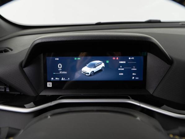 Geely Coolray I Рестайлинг с пробегом 2025 года, цена 2 737 077 рублей, 23 км, внедорожник, Автокод Объявления
