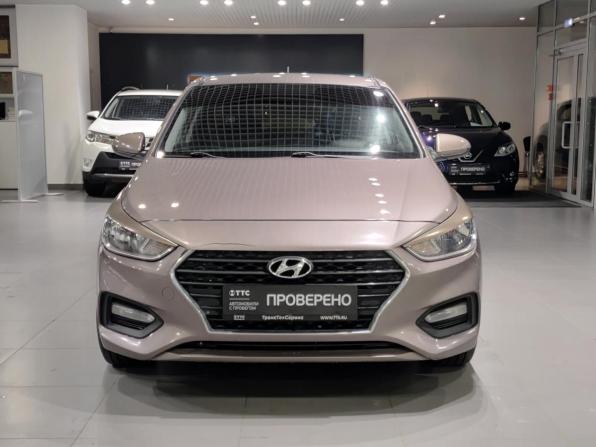 Hyundai Solaris II с пробегом 2019 года, цена 1 313 000 рублей, 120225 км, седан, Автокод Объявления