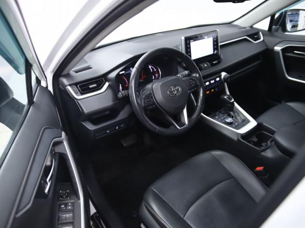 Toyota RAV4 V (XA50) с пробегом 2022 года, цена 4 090 000 рублей, 71401 км, внедорожник, Автокод Объявления