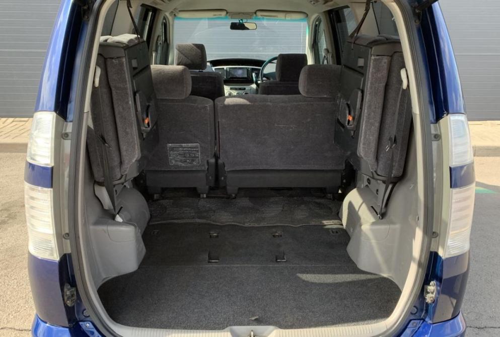 Toyota Voxy I (R60) Красноярск  - изображение 13