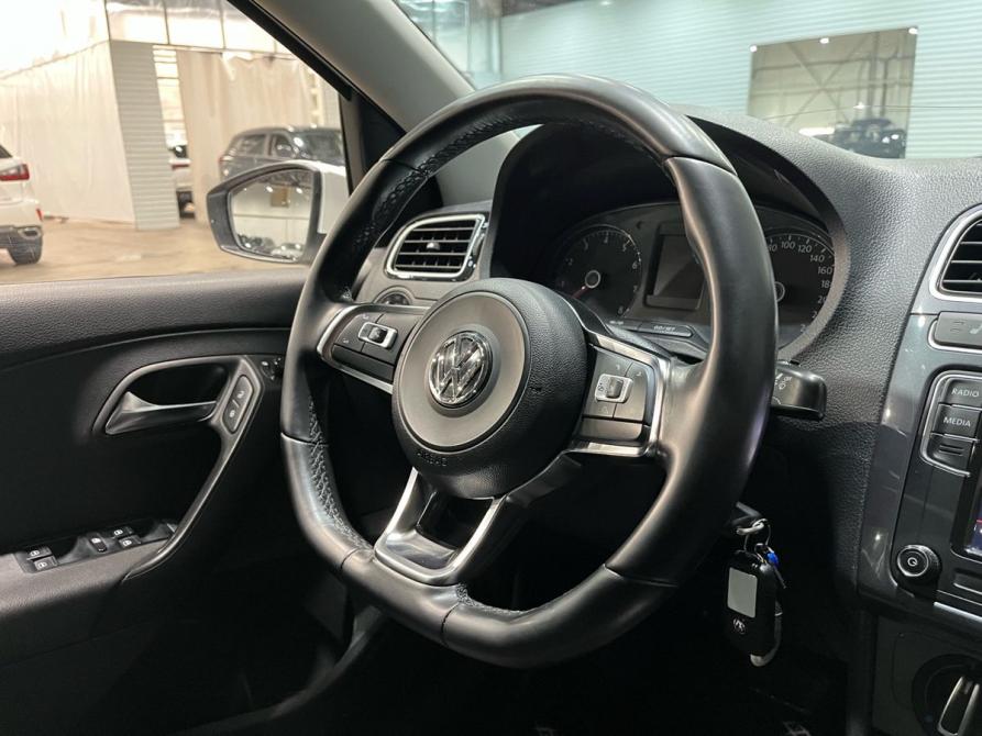 Volkswagen Polo V Рестайлинг Пермь  - изображение 11