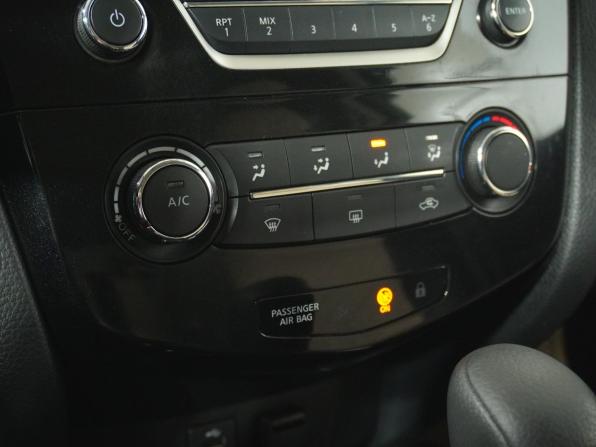 Nissan Qashqai II с пробегом 2016 года, цена 1 400 000 рублей, 145961 км, внедорожник, Автокод Объявления