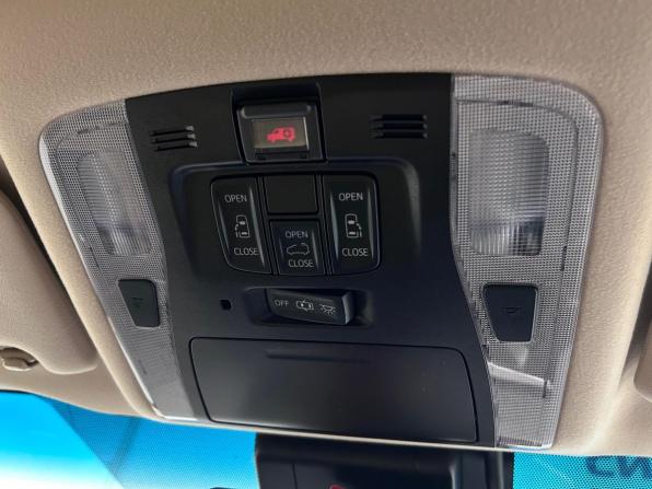 Toyota Alphard III Рестайлинг с пробегом 2019 года, цена 4 049 000 рублей, 128217 км, минивэн, Автокод Объявления