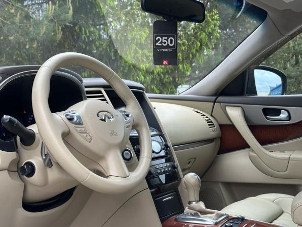 Infiniti FX II (S51) Рестайлинг с пробегом 2012 года, цена 1 799 000 рублей, 208678 км, внедорожник, Автокод Объявления