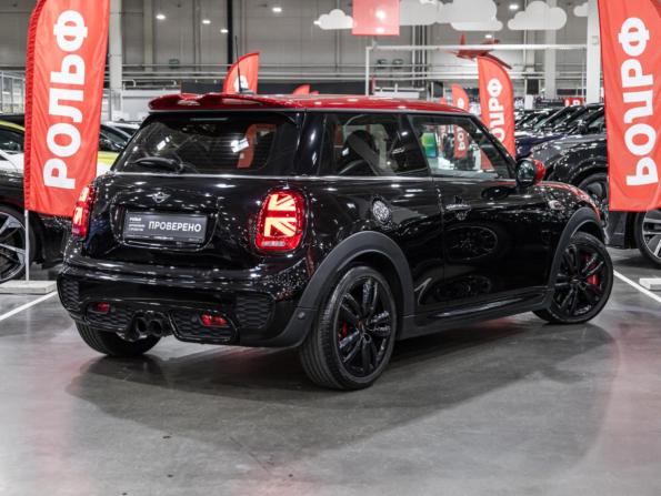 Mini Hatch III (F55/F56) Рестайлинг с пробегом 2019 года, цена 2 780 000 рублей, 54711 км, хэтчбек, Автокод Объявления