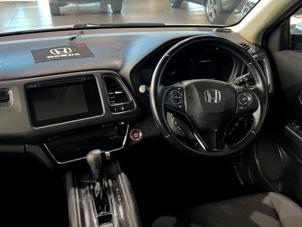 Honda Vezel I с пробегом 2017 года, цена 1 680 000 рублей, 161500 км, внедорожник, Автокод Объявления